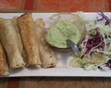 Foto del paso 5 de la receta: Flautas de carne deshebrada