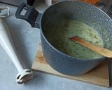 Brokkolikrémleves recept fázis 8 fotója