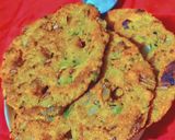 A picture of step 4 of Thalipeeth.
