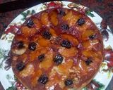 Foto del paso 7 de la receta: Torta invertida de manzana y ciruelas pasa