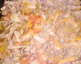 Foto del paso 3 de la receta: Salteado de algunas verduras y carne con spaghetti