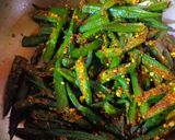 A picture of step 3 of Bhindi.