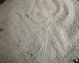 A picture of step 1 of Sesame Panjiri.