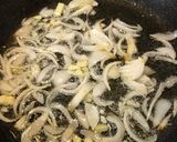Gambar langkah 1 resipi Kuey Teow Goreng Kerang.
