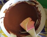 Foto langkah ke 3 dari resep Bolu marmer.