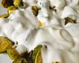 A picture of step 5 of Brussels Sprouts with Yoghurt Sauce.