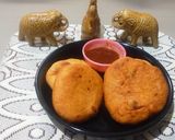 A picture of step 9 of Pyaaz kachori.