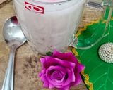 A picture of step 4 of Rose-sago kheer.