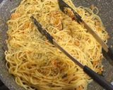 Foto langkah ke 3 dari resep Spicy Spaghetti Tuna.