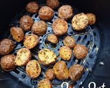 A picture of step 4 of Air Fryer Crisp Baby Potatoes.