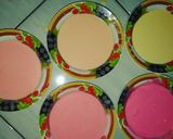 Foto langkah ke 4 dari resep Ombre mille crepes.