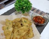 Foto langkah ke 6 dari resep Tempe Mendoan + Sambel Kecap, tomat & cabe rawit.