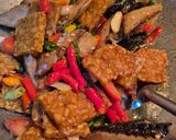 Foto langkah ke 3 dari resep Tongkol Tempe Tumis Cabe.