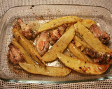 Foto del paso 8 de la receta: Alitas de pollo, con gajos y patatas al horno, en salsa de mostaza