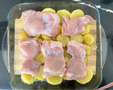 Foto del paso 6 de la receta: Pollo “prehistórico” al horno con cerveza