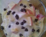 A picture of step 4 of Yogurt fruit pudding.