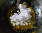 Foto langkah ke 4 dari resep Ayam Goreng Serundeng.
