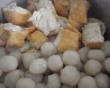 Foto langkah ke 5 dari resep Cilok dan Tahu isi Aci.