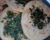 A picture of step 20 of Kulcha and bhuna chicken masala.