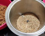 खमंग खुसखुशीत तिळगुळ पोळी. (Tilgul Poli Recipe In Marathi) रेसिपी स्टेप 4 फोटो 