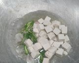 Foto langkah ke 2 dari resep Masak Lemak Putih Telur Ayam.
