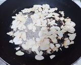 Foto langkah ke 2 dari resep "Singkong Thailand Almond Slice".