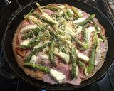 Foto del paso 2 de la receta: Pizza saludable hecha con masa de harina integral