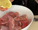 Foto del paso 2 de la receta: Conejo con hierbas y limón