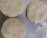 A picture of step 4 of Aloo PAPDI.