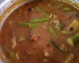 நாட்டு மொச்சைக் கருவாட்டுக் குழம்பு (பாரம்பரிய முறையில்) / mochai karuvadu kulambu Recipe in tamil ரெசிபி ஸ்டேப் 3 புகைப்படம்