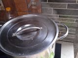 Masak nasi porsi besar pakai dandang untuk hajatan/pesanan
