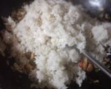 Foto langkah ke 5 dari resep Nasi goreng ayam semur.