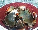 Gambar langkah 2 resipi Ketam masak lemak.