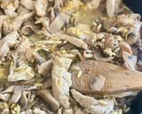 Une image de l'étape 3 de Orzo crémeux poulet / champignons / parmesan 🐓🍄🟫.