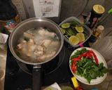 รูปขั้นตอนการทำที่ 3 ของ ต้มยำปีกไก่ (คลีน)
