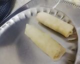 A picture of step 4 of CHINESE ROLL #CookpadRamadan.