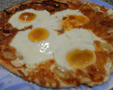 Foto del paso 8 de la receta: Pizza de patatas fritas y huevos