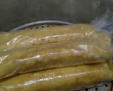 Foto langkah ke 4 dari resep Tahu Gulung Telur.