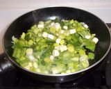 Foto del paso 5 de la receta Tortillas rellenas de arroz y pimientos verdes