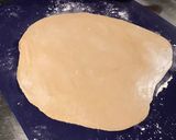 Une image de l'étape 4 de Pâte brisée rose épeautre et pêche de vigne.