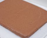 Foto langkah ke 4 dari resep Black forest Cake Slice - Bolu Cokelat Potong.