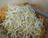 Foto langkah ke 4 dari resep Mie Goreng Tarempa Khas Batam.