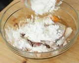 Foto langkah ke 1 dari resep Sayap Ayam Goreng dengan Oseng Bawang Devina Hermawan.