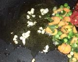 A picture of step 1 of Stirfried vegetable pasta.