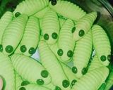 Foto langkah ke 7 dari resep Kue kering ulat daun.
