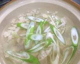 A picture of step 3 of Easy Lettuce and Pork Shabu-Shabu Hot Pot.
