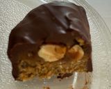 A picture of step 4 of Healthy snickers bar.
