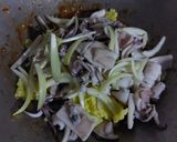 Foto langkah ke 6 dari resep Cumi dan Putren Saos Padang.