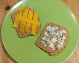 Foto del paso 1 de la receta: Tostada de tomate y espinacas