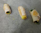 Foto del paso 5 de la receta: Rollitos de pollo rellenos de espinaca fresca y queso vegano